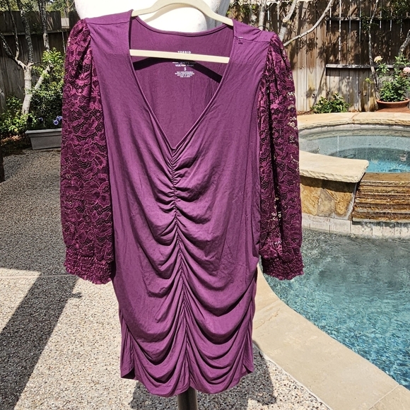 Nwot Torrid Lace V-Neck Ruched Front Long Sleeve Top dress 3 - Picture 5 of 13
